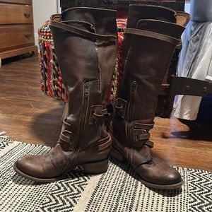 Freebird leather Gia boots brown size 8